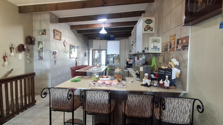 4 Bedroom Property for Sale in Dana Bay Western Cape